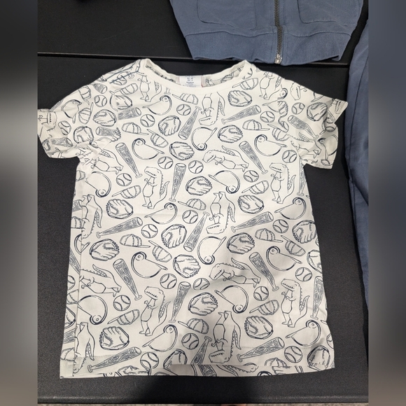 Tommy Bahama Blue Dinosaur Hoodie Set w/ White Graphic Tee and Pants in Size 3T - Picture 2 of 7